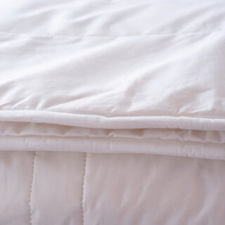 HANOI / Одеяло с наполнителем из натурального шёлка
