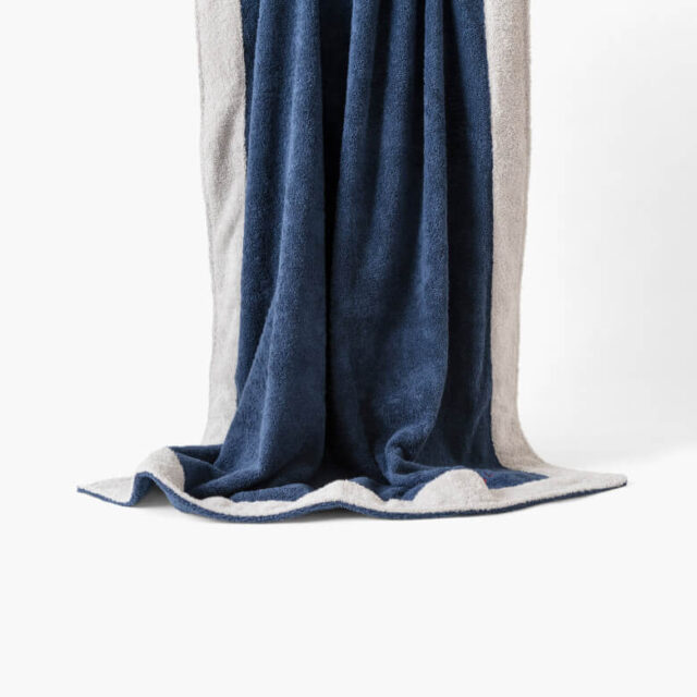 1715835774-drap-de-plage-coton-greg-marine