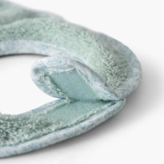 1707371960-mini-bavoir-coton-bio-jardine-amande